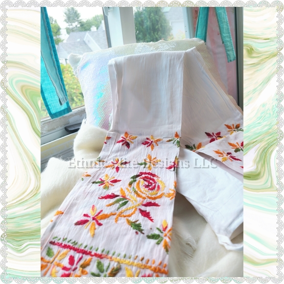 New White multi ankle pants with drawstring - Picture 5 of 6